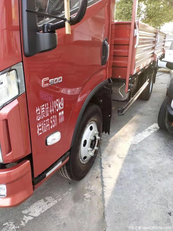 新款车上市。 加宽货箱。双节栏板.高配置.大马力