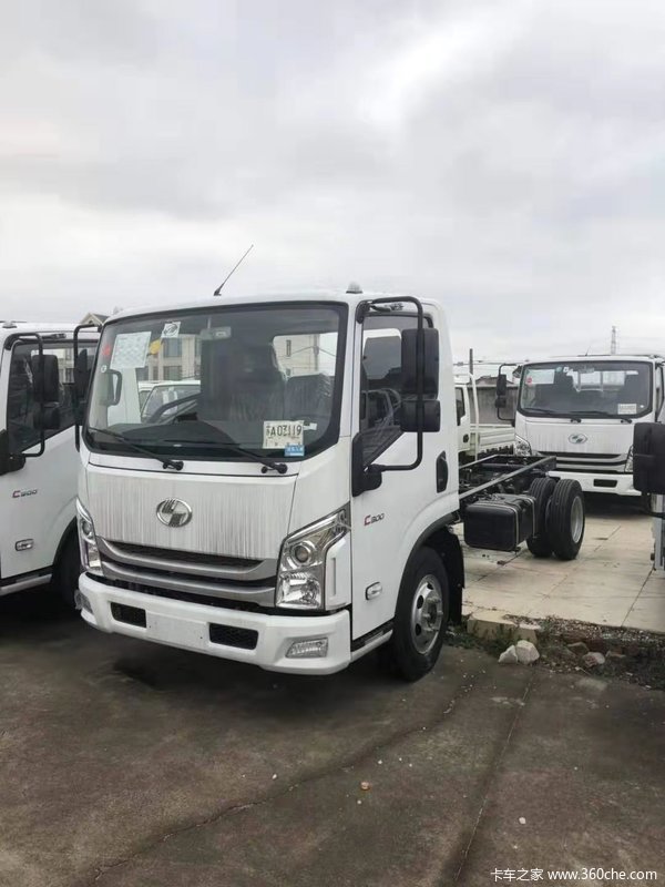 冷藏车底盘现车,可享贴息购车最高9000,月息最低150