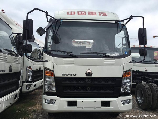 HOWO轻卡 云内动力YN27 新款驾驶室 95马力新车到店