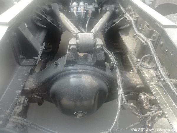 JH6 430马力 6x4牵引咖金版新车已到店,欢迎进店详询!