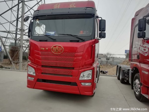 JH6 550 马力 6*4牵引车，新车已到店，欢迎进店详询！