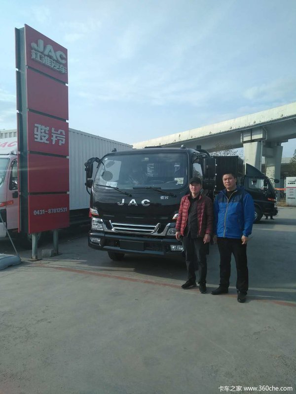 恭喜赵老板喜提爱车，五十铃-120马力板车