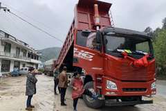 1台JH6自卸车成功交付客户 成交只是合作的开始