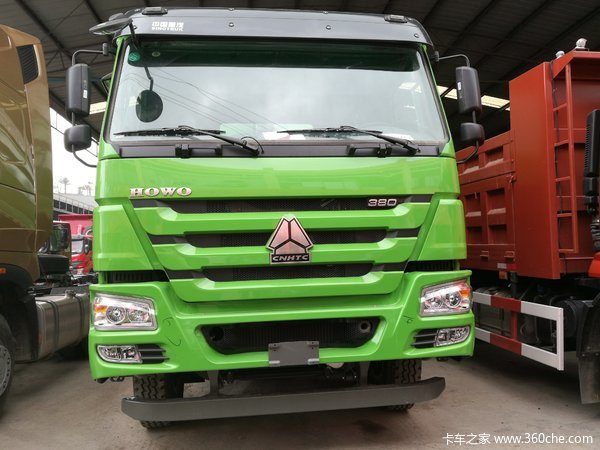 优惠0.5万 豪沃渣土车现车火热促销中