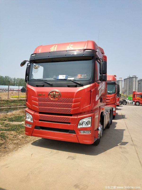 jh6高端重卡锡柴550马力领航版大量现车到店