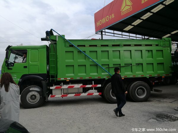 优惠1.5万 经典豪沃现车火热促销中
