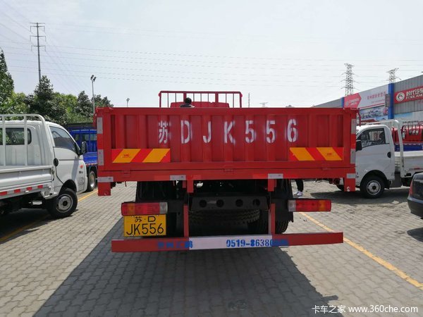 恭喜王女士喜提龙V载货车!!!!!