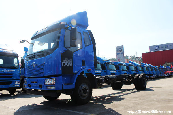 特惠:一汽解放 2019款 J6L 大柴 180 马力 载货车