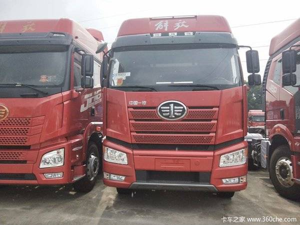 解放J6P牵引车火热促销中 让利高达1.2万