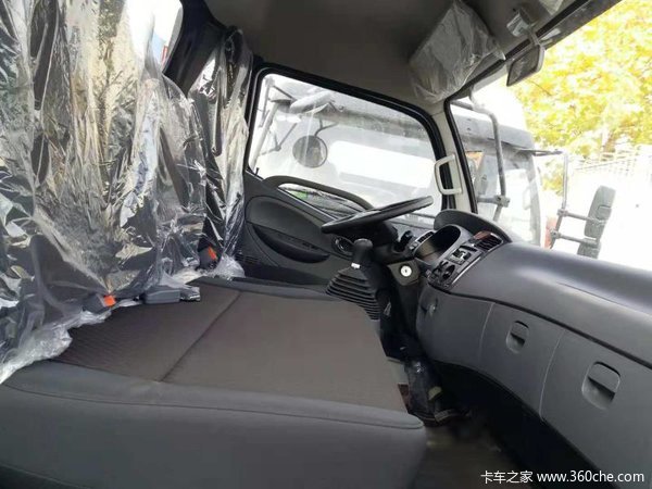 东风多利卡全柴车型,城市配送好帮手!!!