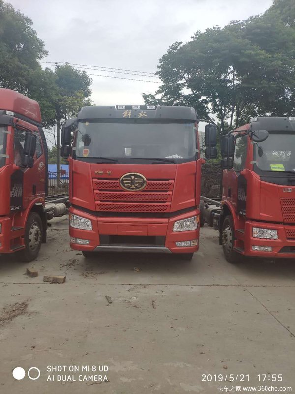 解放J6P牵引车限时促销中 优惠0.2万