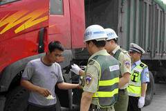 大货车注意！荆州中心城区这些路段限行