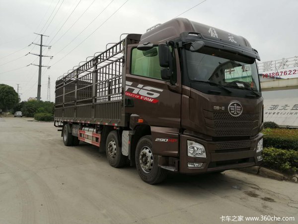 1台解放JH6载货车成功交付客户