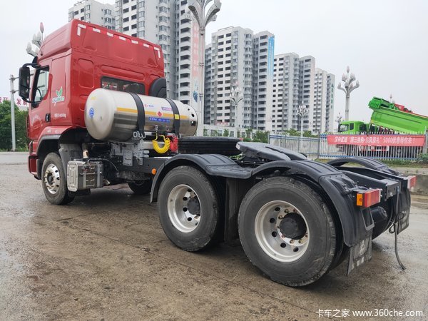 恭喜大成公司 喜提东风天龙牵引车