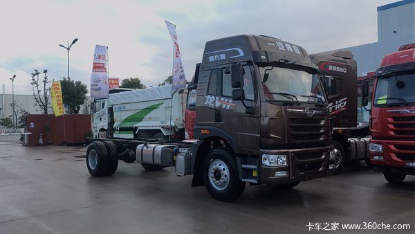 青岛解放 龙VH 220 物超所值的挣钱开车!!!