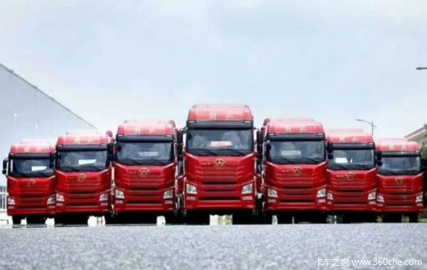 钜惠5000元,悍V375马力牵引车优惠促销!