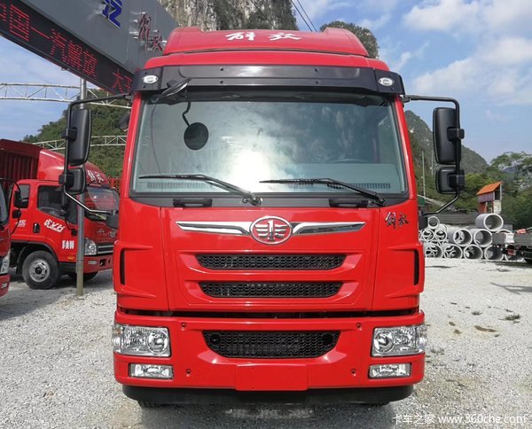 一汽解放麟v排半5.4米车有现在 欢迎选购