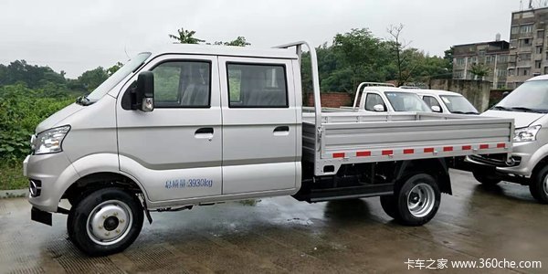 跨越王x5227l柴油加长版305米栏板载货汽车