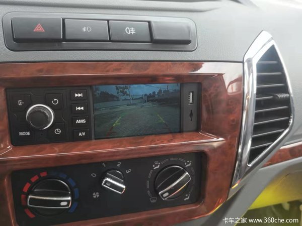 �ƿ�С����---����ǰ���Ĵ�΢��