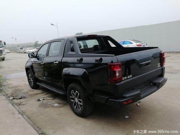 江铃域虎7大皮卡给您带来尊贵舒适的驾驶感受