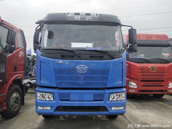 一汽解放 J6L 中卡 大柴 180马力载货车