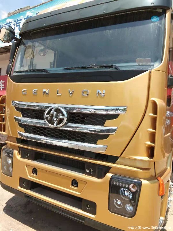 上汽红岩 杰狮C500重卡 520马力 6X4牵引车(CQ4256HYVG334HH)