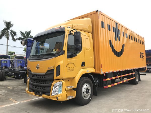 热烈祝贺老板喜提新乘龙m3韵达快递车祝生意兴隆财源滚滚