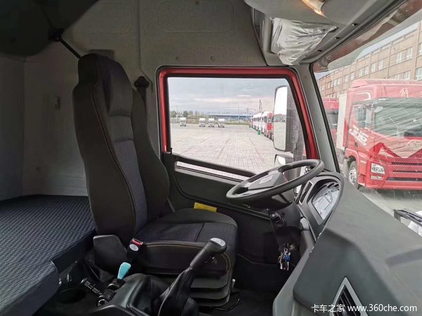 悍V牵引车火热促销中 让利高达0.5万