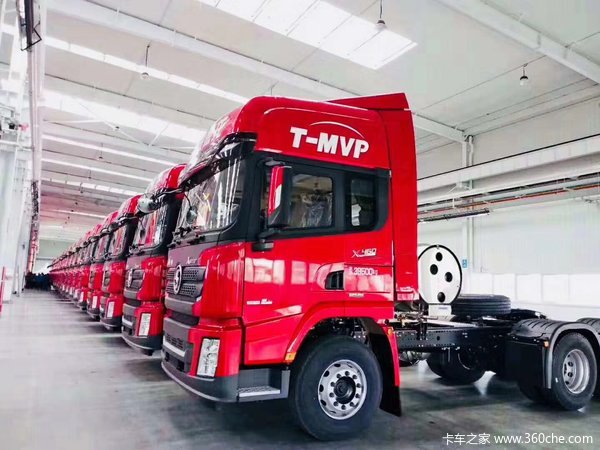 X3000牵引车 国六 轻量化 460马力 加长高顶带导流罩