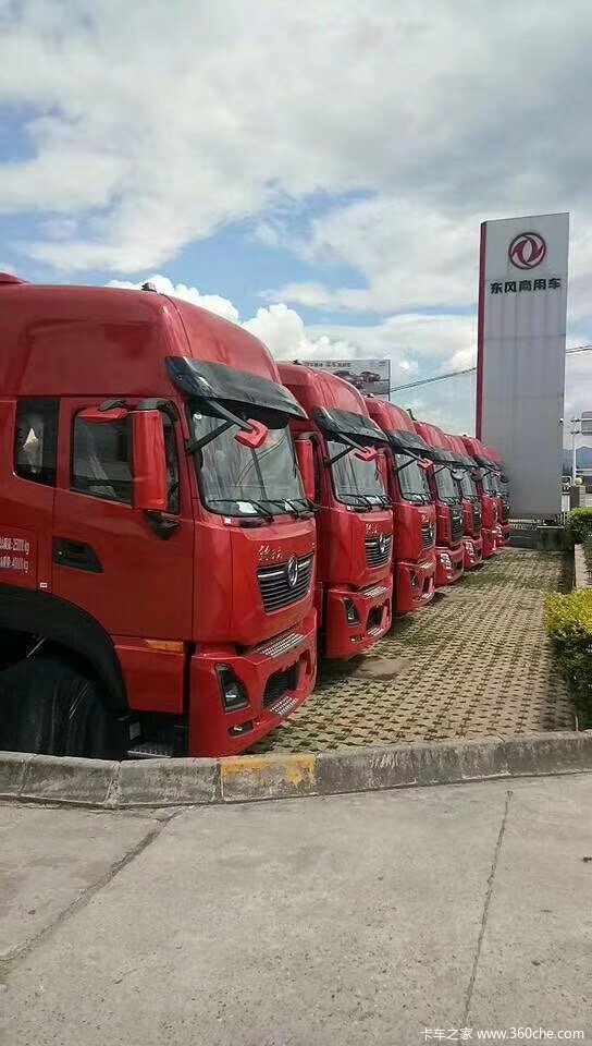 东风天龙vl450马力到店了,欢迎朋友们前来选购