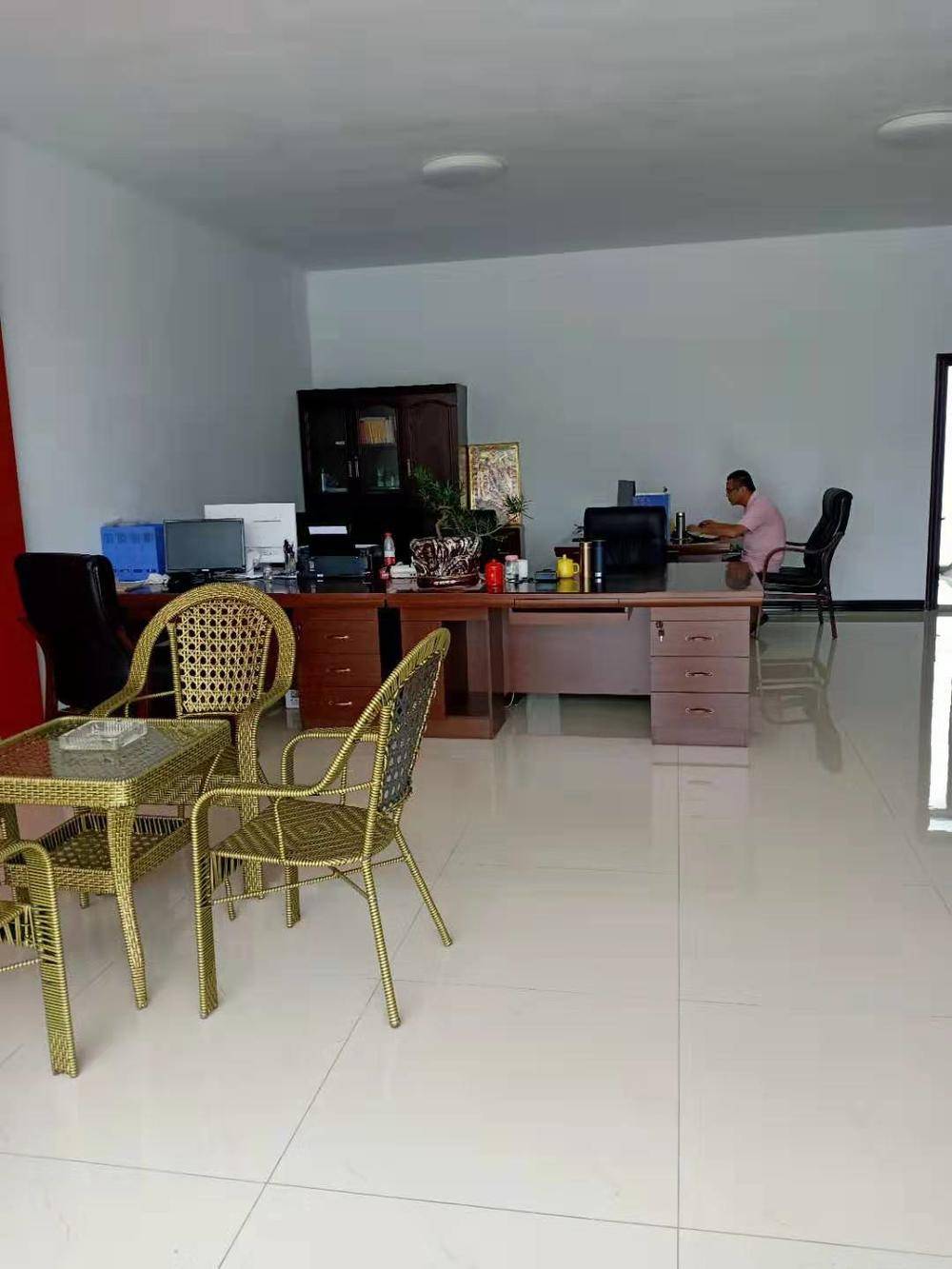 �ڽ���������ó���޹�˾������������