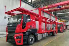 十五年驾龄重卡司机，开着江铃威龙HV5自己创业