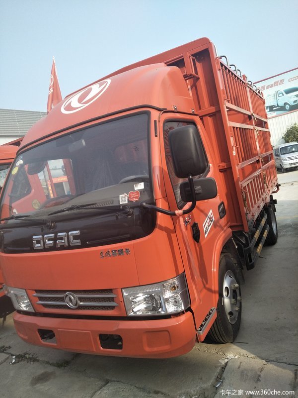 东风 多利卡d5 88马力 3.8米单排仓栅式轻卡(气刹