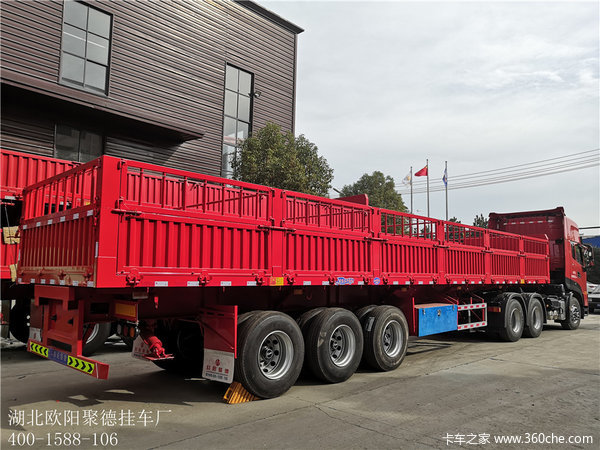 恭喜长沙周总 喜提13米侧翻自卸加高板半挂车