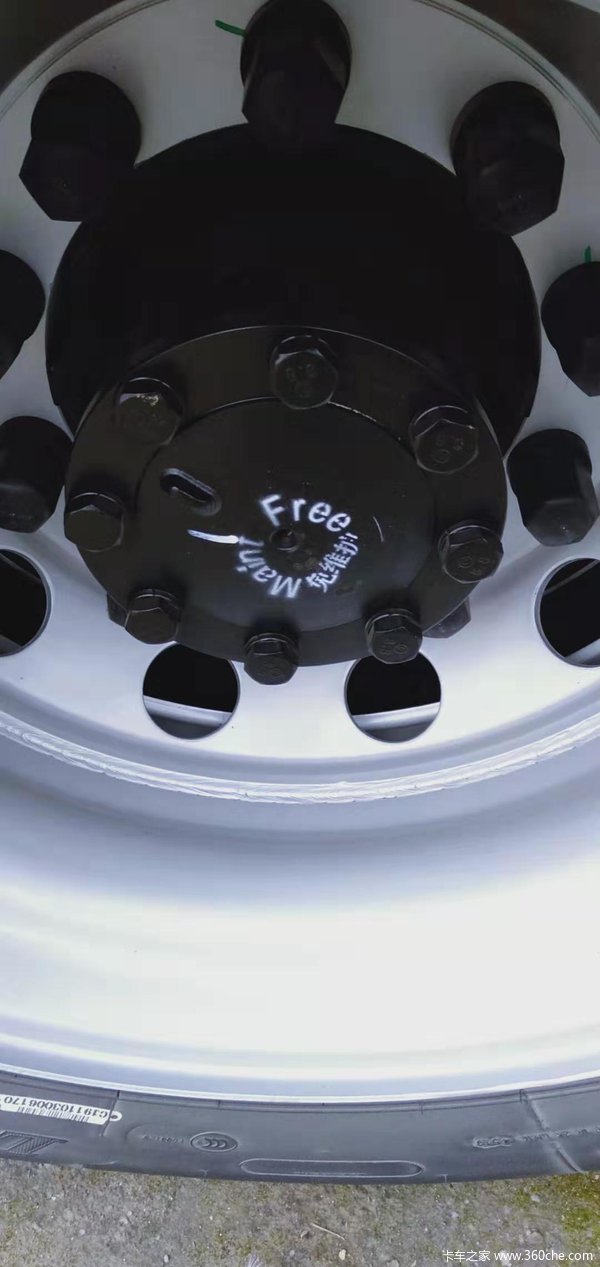 新车到店 东风天龙KL牵引车仅需37万元