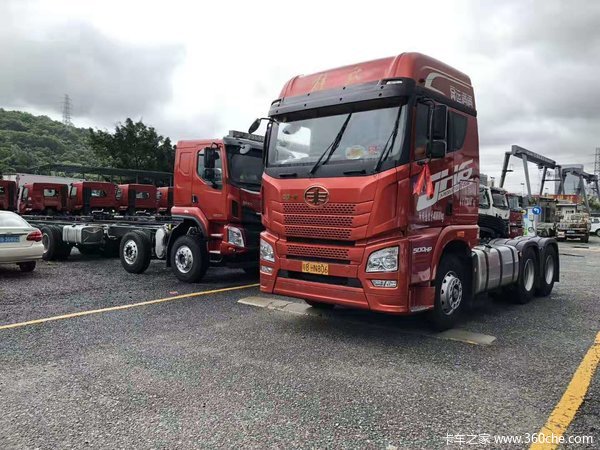 恭喜胡总,喜提解放JH6500运满满定制版牵引车。