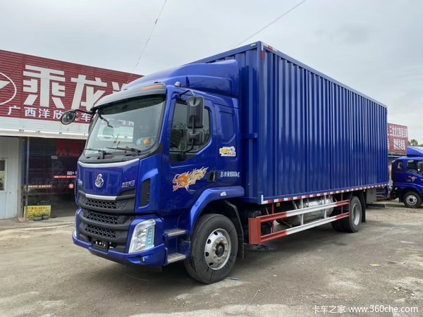 恭喜韦老板吉日喜提乘龙M3 7.8米