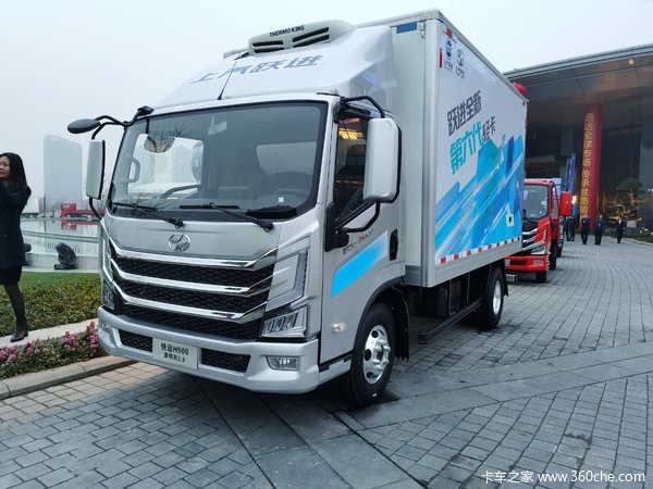 上汽超越国内首款自动挡4.2米轻卡领先行业的6速手自一体amt变