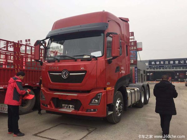 恭喜杨通裕公司杨老板喜提东风天龙KL牵引车一台