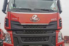 新车到店，东风柳汽乘龙H5LNG燃气牵引车，欢迎大家选购！