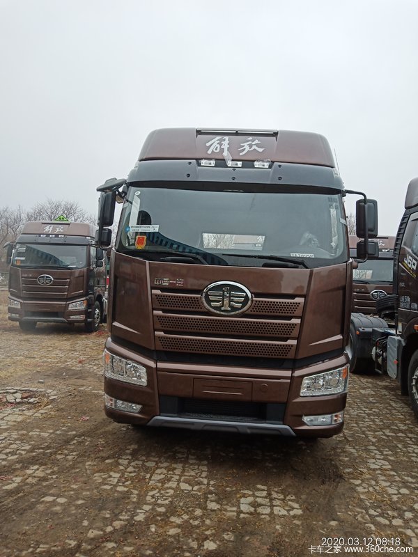 J6P2020款，460马力质慧版牵引车，新北方版到店，欢迎选购