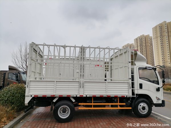 国六江铃凯7.50轮胎五十铃技术核心+福特制造标准+江铃成熟工艺