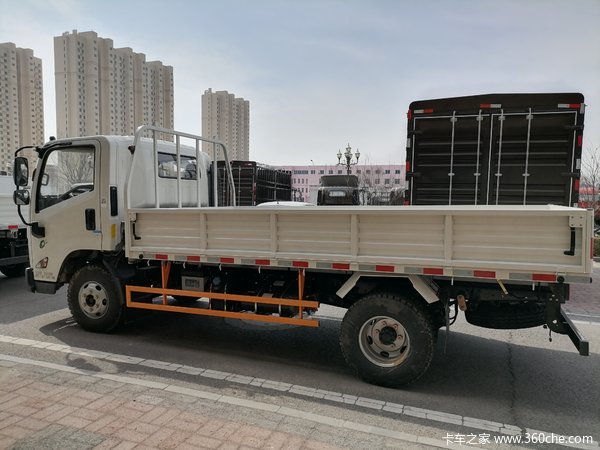 国六江铃凯7.50轮胎五十铃技术核心+福特制造标准+江铃成熟工艺