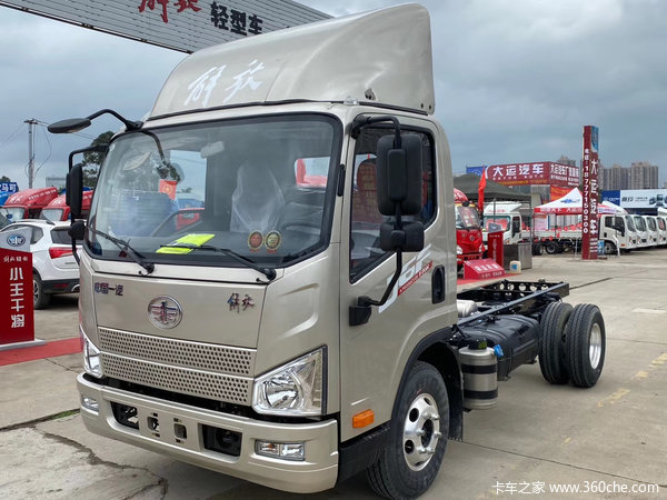 解放轻卡j6f高栏货车新车已到店