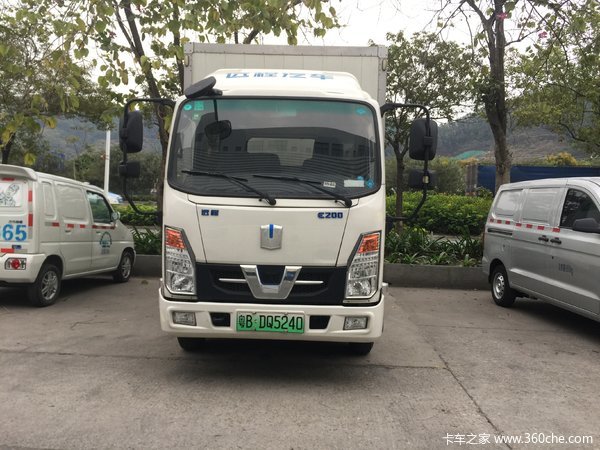 吉利E5L纯租3800元/月,提供固定货源!