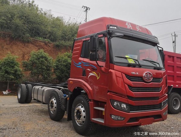 悍v2.0前四后四载货,颜值升级,新车到店