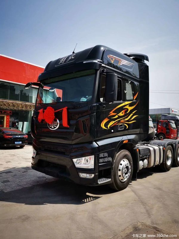 恭喜解放卡友喜提解放j7牵引车开解放赚大钱