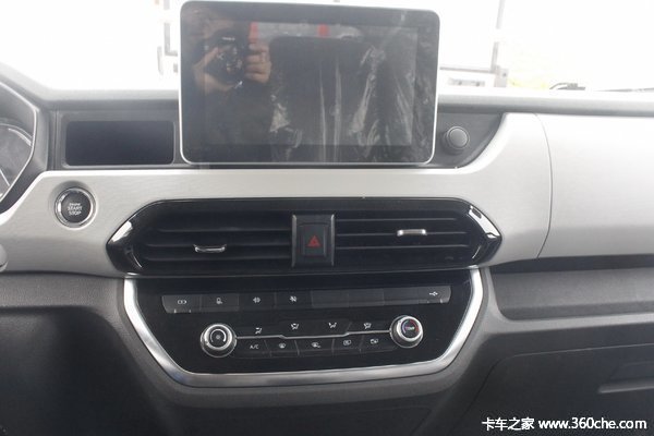 快运H系载货车无锡市火热促销中 让利高达0.8万