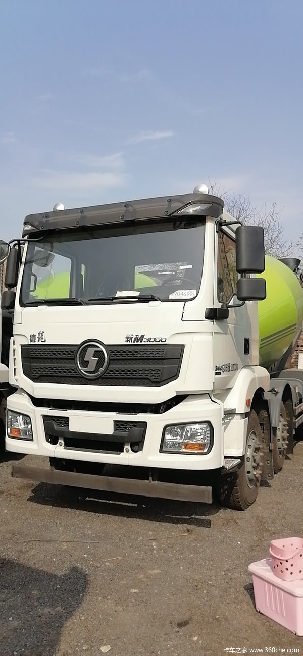 陕西重卡德龙新m3000340马力8412方混凝土搅拌车