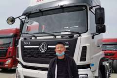 1台东风天龙VL载货车成功交付客户！